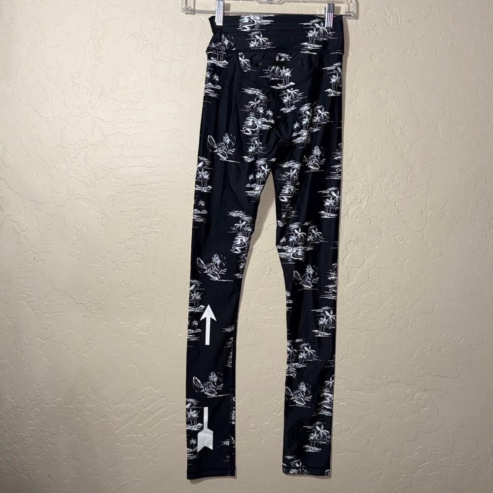 The upside high rise drawstring waist full length legging palm tree print XS